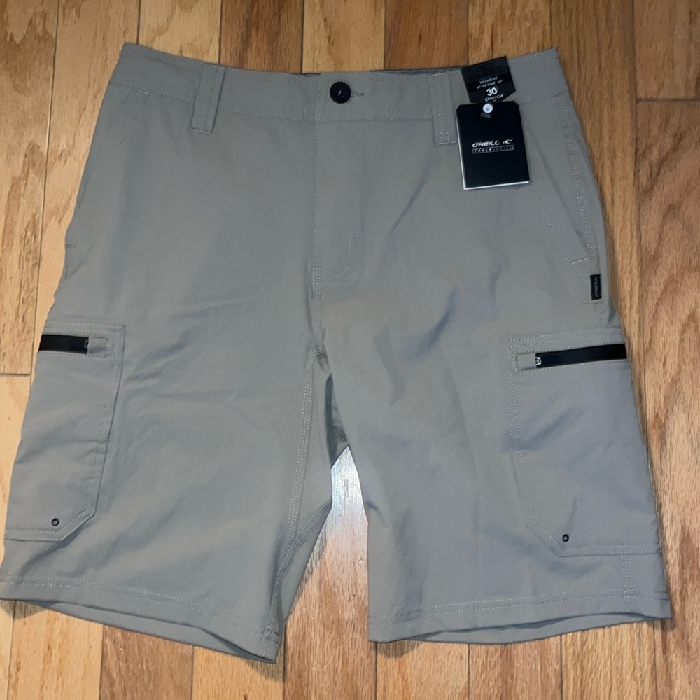 NWT Men’s Hybrid Cargo Shorts by O’Neill Travel Series. Khaki & L 20" Var Sizes